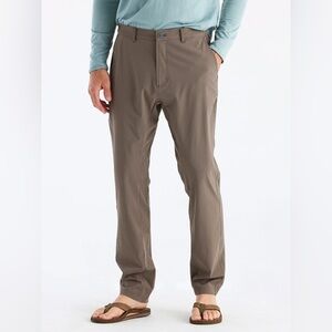Men's Free Fly Lightweight UPF pants tobacco brown stretch waist XL NWT